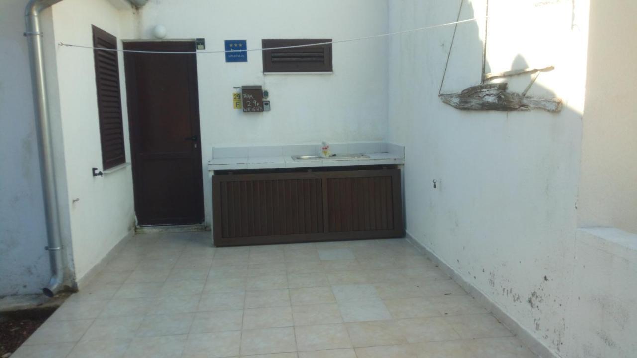 Apartment Tara Necujam Ngoại thất bức ảnh